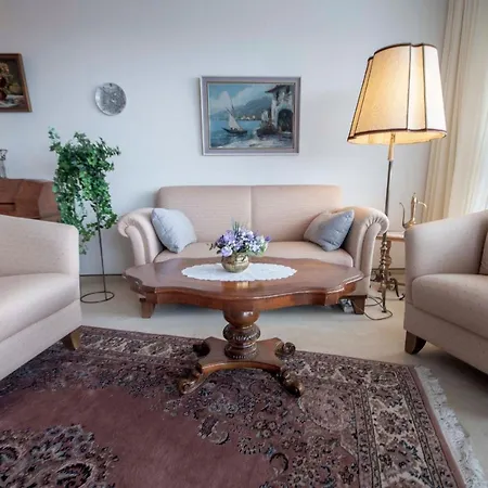 Strandnahe-ferienwohnung-fb12-01 *